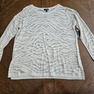 NWT ANA Top with Elegant Design